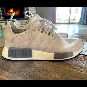 Women’s Adidas NMD size 7